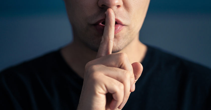 歯科医院がGoogleに広告を出すと医院サイトのSEOの順位が上がる、というのは本当か？